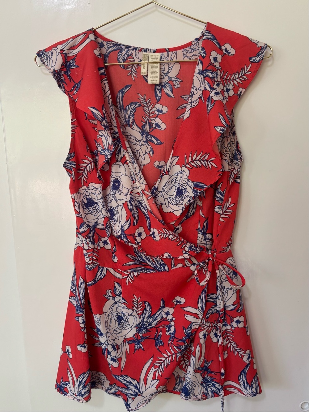 Anthropologie| Japna| Red, White & Indigo Floral Wrap Top w/Ruffle Trim Sz M